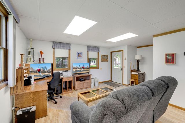 110 2nd Street SW, New Prague, MN 56071