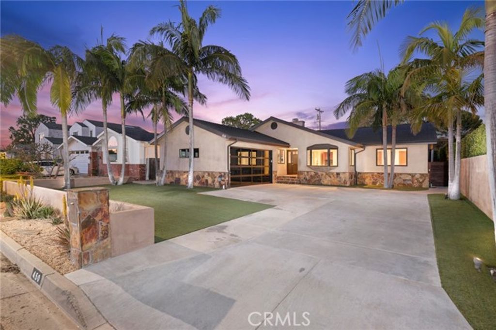 450 Cabrillo, Costa Mesa, CA 92627