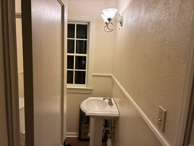 143 S Cleveland Avenue, Camden, AR 71701