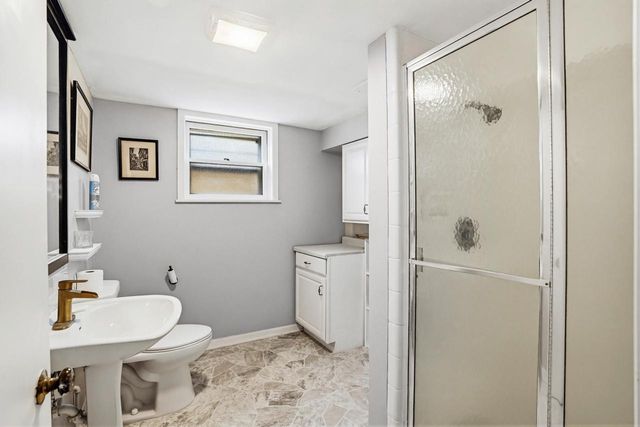 321 Lakecrest DRIVE, Racine, WI 53402
