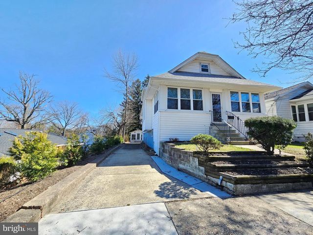 138 E WAYNE TER, Collingswood, NJ 08108