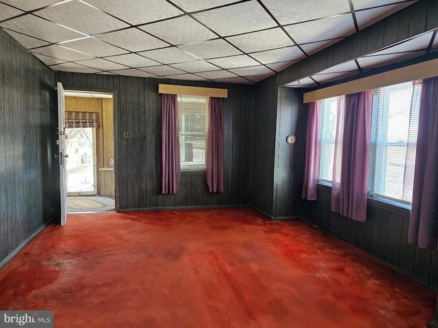 138 E WAYNE TER, Collingswood, NJ 08108