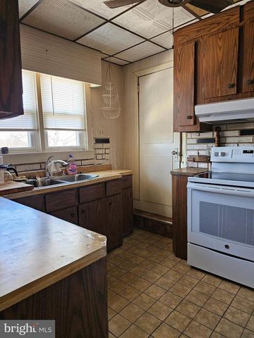 138 E WAYNE TER, Collingswood, NJ 08108