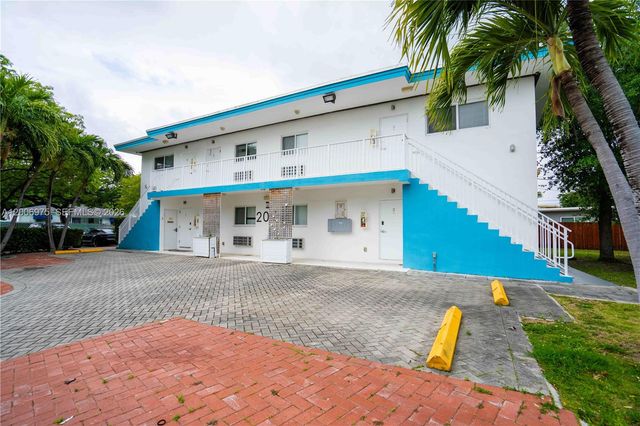 2015 Marseille Dr 6, Miami Beach, FL 33141