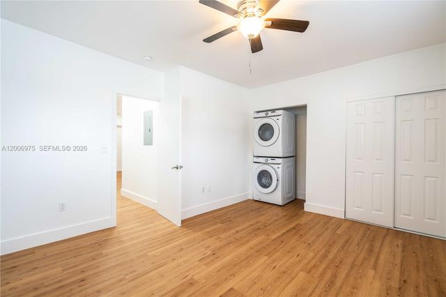 2015 Marseille Dr 6, Miami Beach, FL 33141