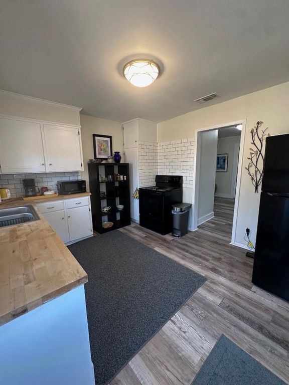 Image 12 of property listing at 1622 Rio Grande Street, San Angelo, TX 76901