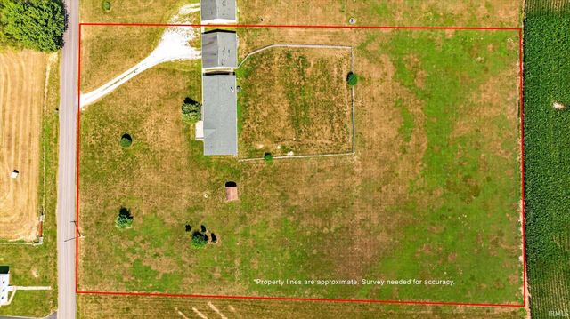 2540 S Meridian Road, Mitchell, IN 47446