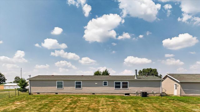 2540 S Meridian Road, Mitchell, IN 47446