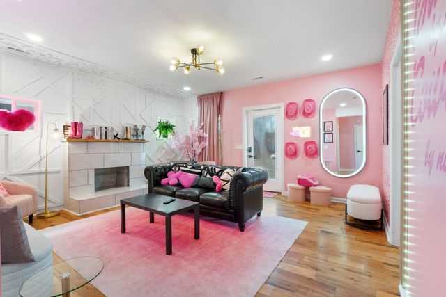 1732 16th Ave, N, Nashville, TN 37208