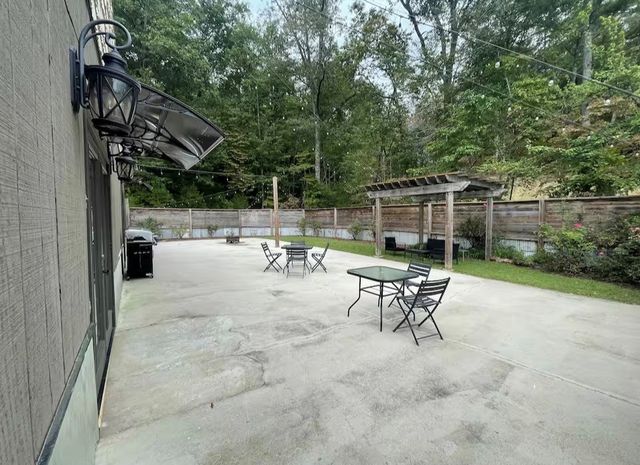 33 Rose Petal Lane, Ellijay, GA 30540