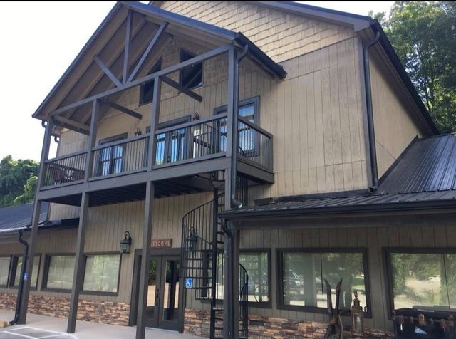 33 Rose Petal Lane, Ellijay, GA 30540