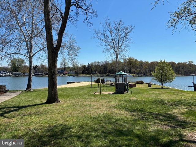 8556 KIM MARIE CT, Pasadena, MD 21122