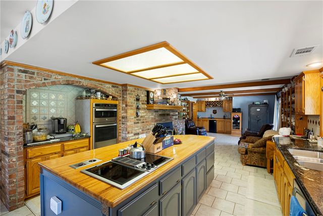 493 Huckleberry Road, Dover, AR 72837