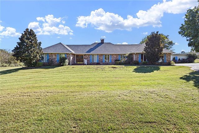 493 Huckleberry Road, Dover, AR 72837