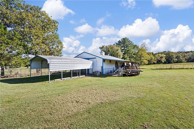 493 Huckleberry Road, Dover, AR 72837