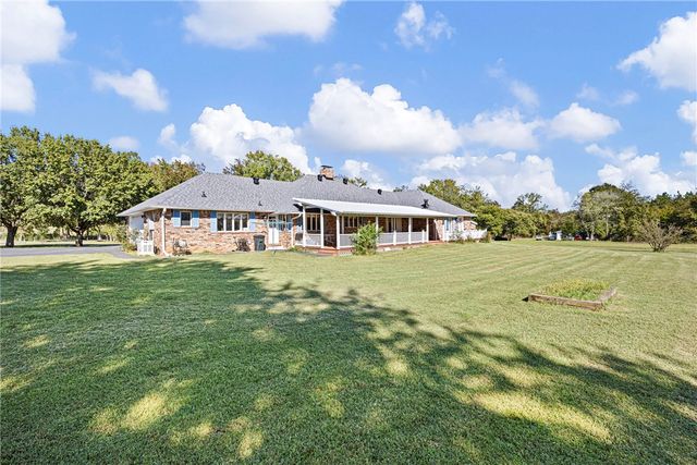 493 Huckleberry Road, Dover, AR 72837