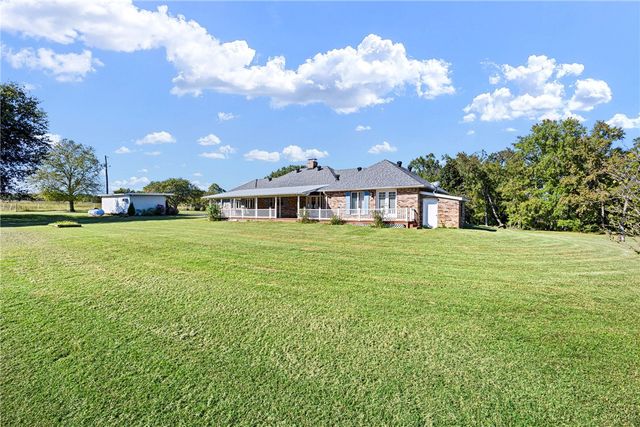 493 Huckleberry Road, Dover, AR 72837