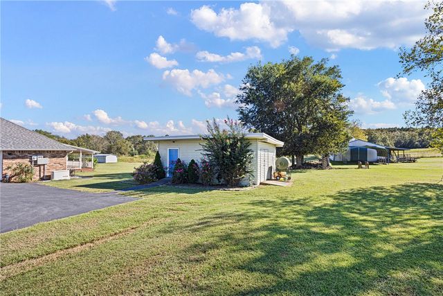493 Huckleberry Road, Dover, AR 72837