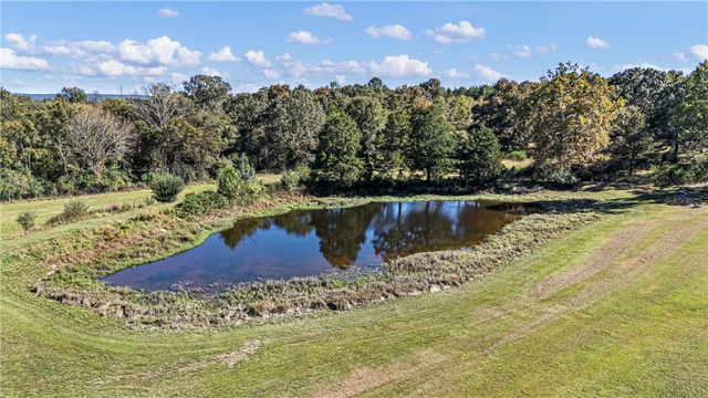 493 Huckleberry Road, Dover, AR 72837