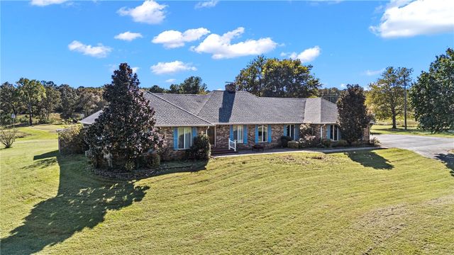 493 Huckleberry Road, Dover, AR 72837