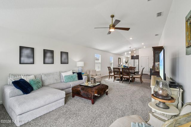 2458 FALLING STAR Lane, Green Cove Springs, FL 32043