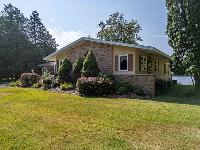 3447 North Branch Drive, Beaverton, MI 48612