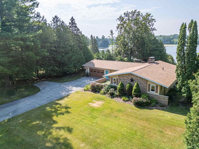 3447 North Branch Drive, Beaverton, MI 48612