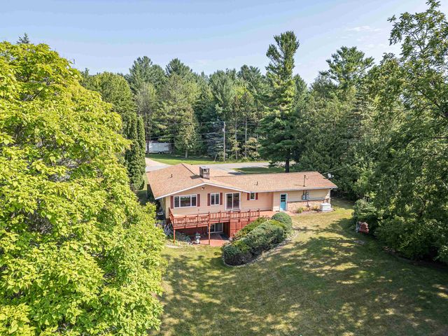 3447 North Branch Drive, Beaverton, MI 48612