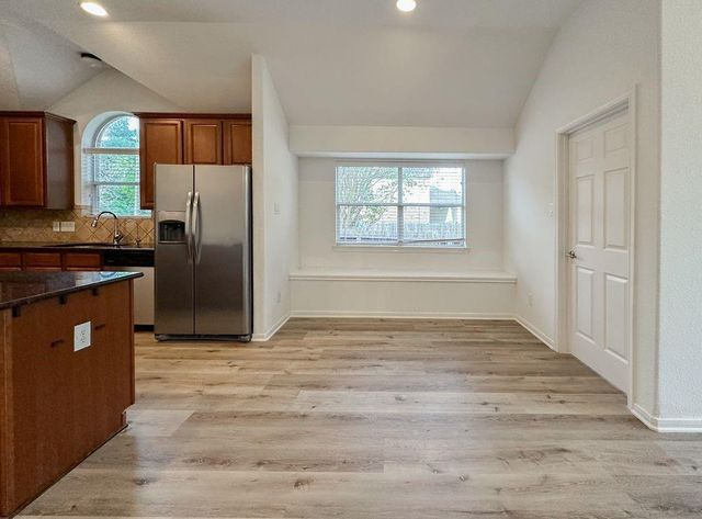 73 E Montfair Boulevard, The Woodlands, TX 77382