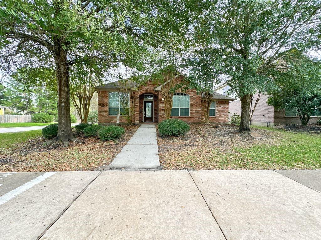 73 E Montfair Boulevard, The Woodlands, TX 77382