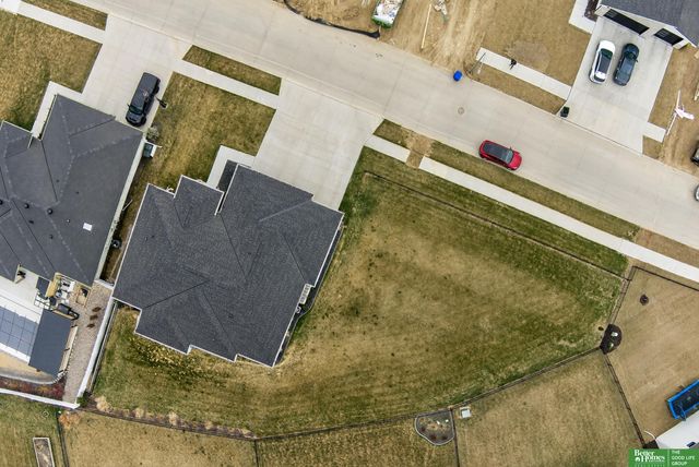 7660 N 167 Street, Bennington, NE 68007