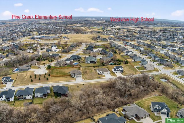 7660 N 167 Street, Bennington, NE 68007