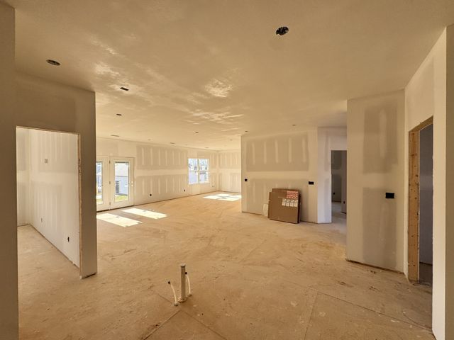 285 Wayne Hall Rd, Clarksville, TN 37040