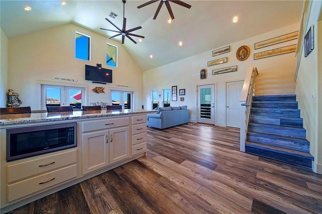 427 Farley Street, Port Aransas, TX 78373