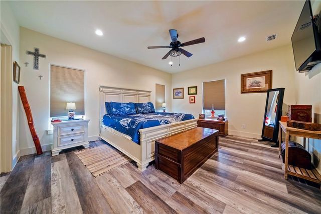 427 Farley Street, Port Aransas, TX 78373