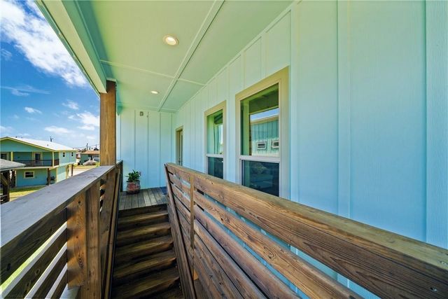 427 Farley Street, Port Aransas, TX 78373