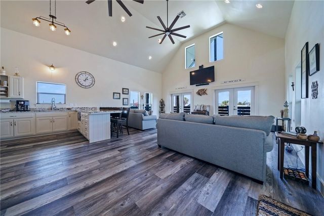 427 Farley Street, Port Aransas, TX 78373