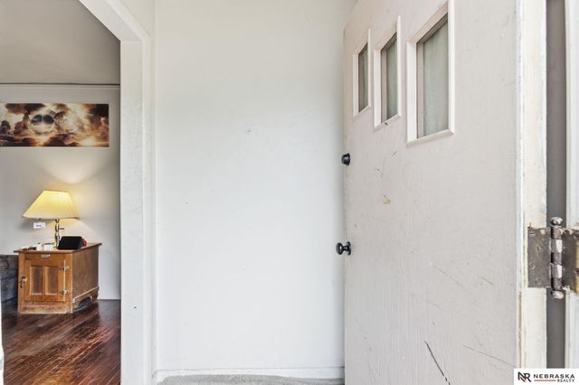 5833-5835 Lafayette Avenue, Omaha, NE 68132