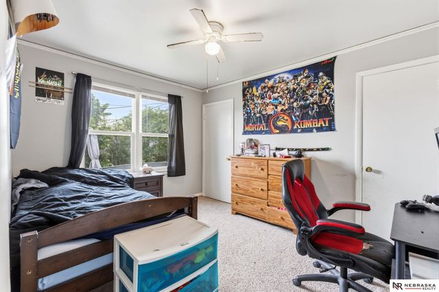 5833-5835 Lafayette Avenue, Omaha, NE 68132