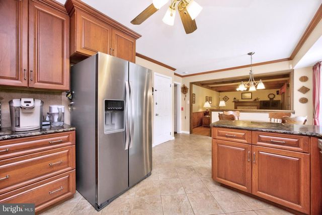 1 HESSIAN CT, Downingtown, PA 19335