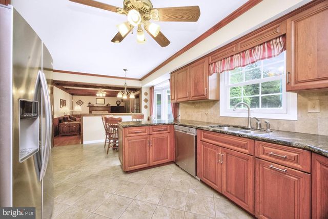 1 HESSIAN CT, Downingtown, PA 19335