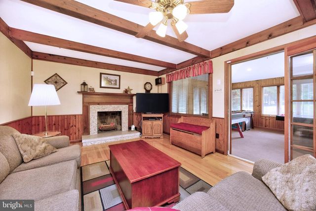 1 HESSIAN CT, Downingtown, PA 19335