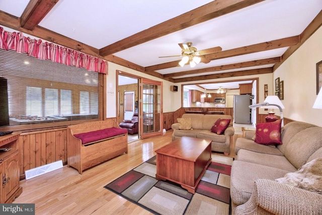 1 HESSIAN CT, Downingtown, PA 19335