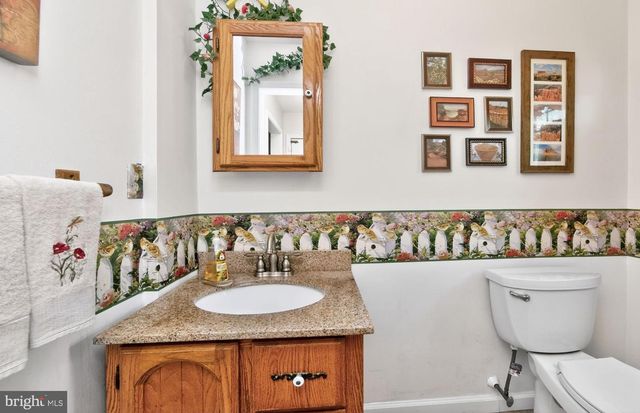 1 HESSIAN CT, Downingtown, PA 19335