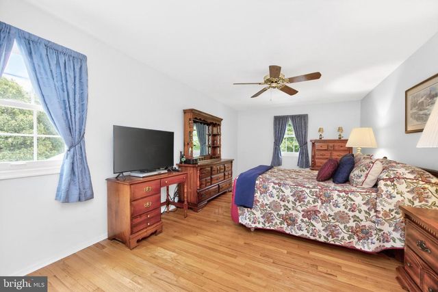 1 HESSIAN CT, Downingtown, PA 19335