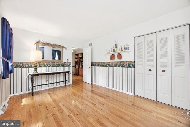 1 HESSIAN CT, Downingtown, PA 19335