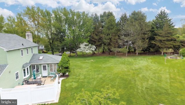 1 HESSIAN CT, Downingtown, PA 19335