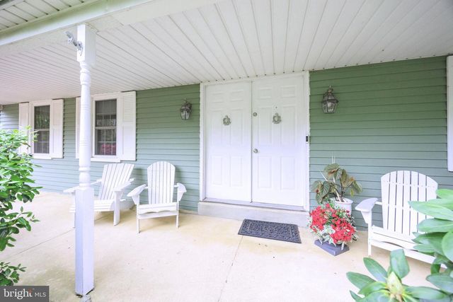 1 HESSIAN CT, Downingtown, PA 19335