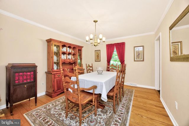 1 HESSIAN CT, Downingtown, PA 19335