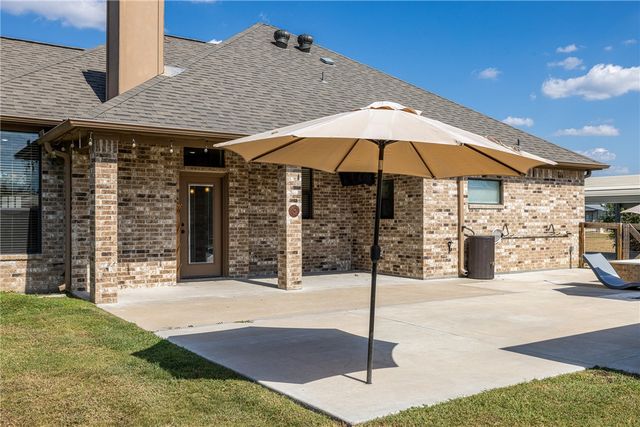 8700 Tejas Ranch Loop, Bryan, TX 77808